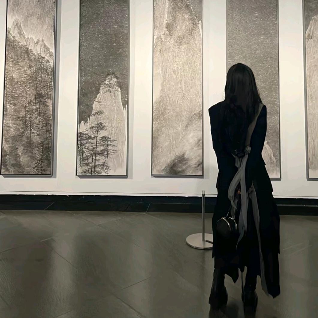 不姓胡.