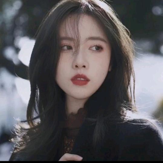 小迷妹🦋🦋🦋～～～不忘初心