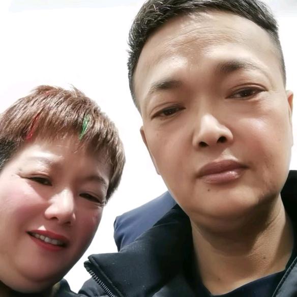 绍兴金建丽服饰