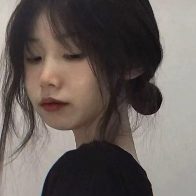嘉伊
