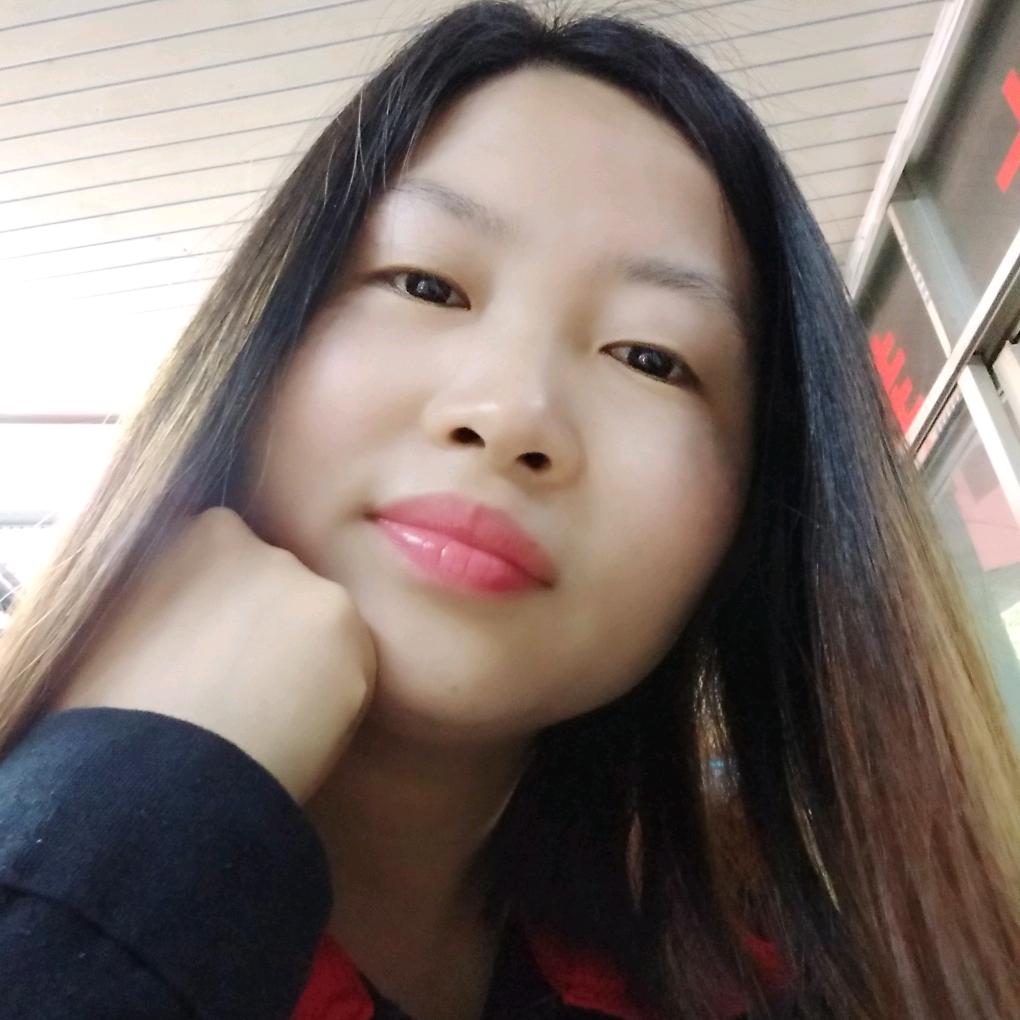 卖五金工具的小姐姐