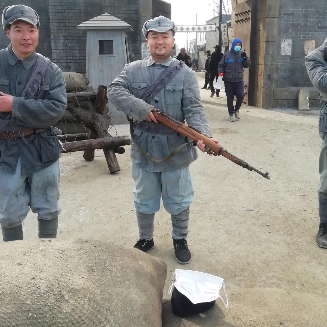 邓习画廊土留香