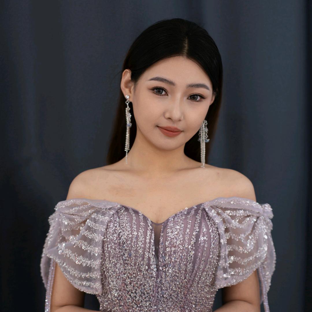 化妆师 燕妮🐬