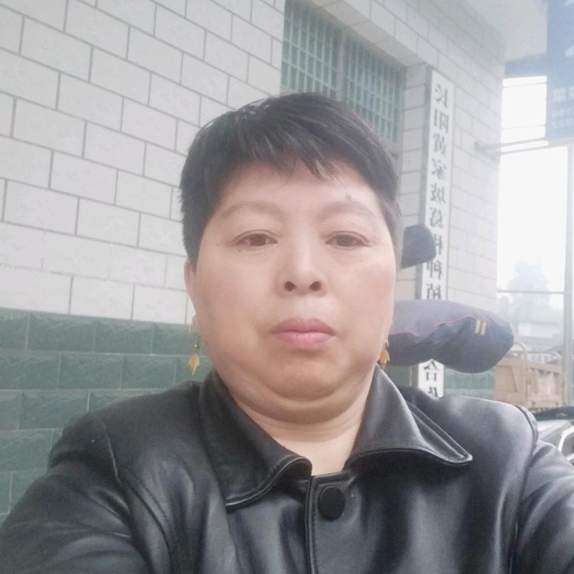 土家腊肉妹儿