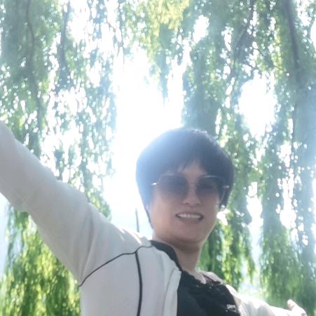 魏宏娜