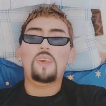 向巴