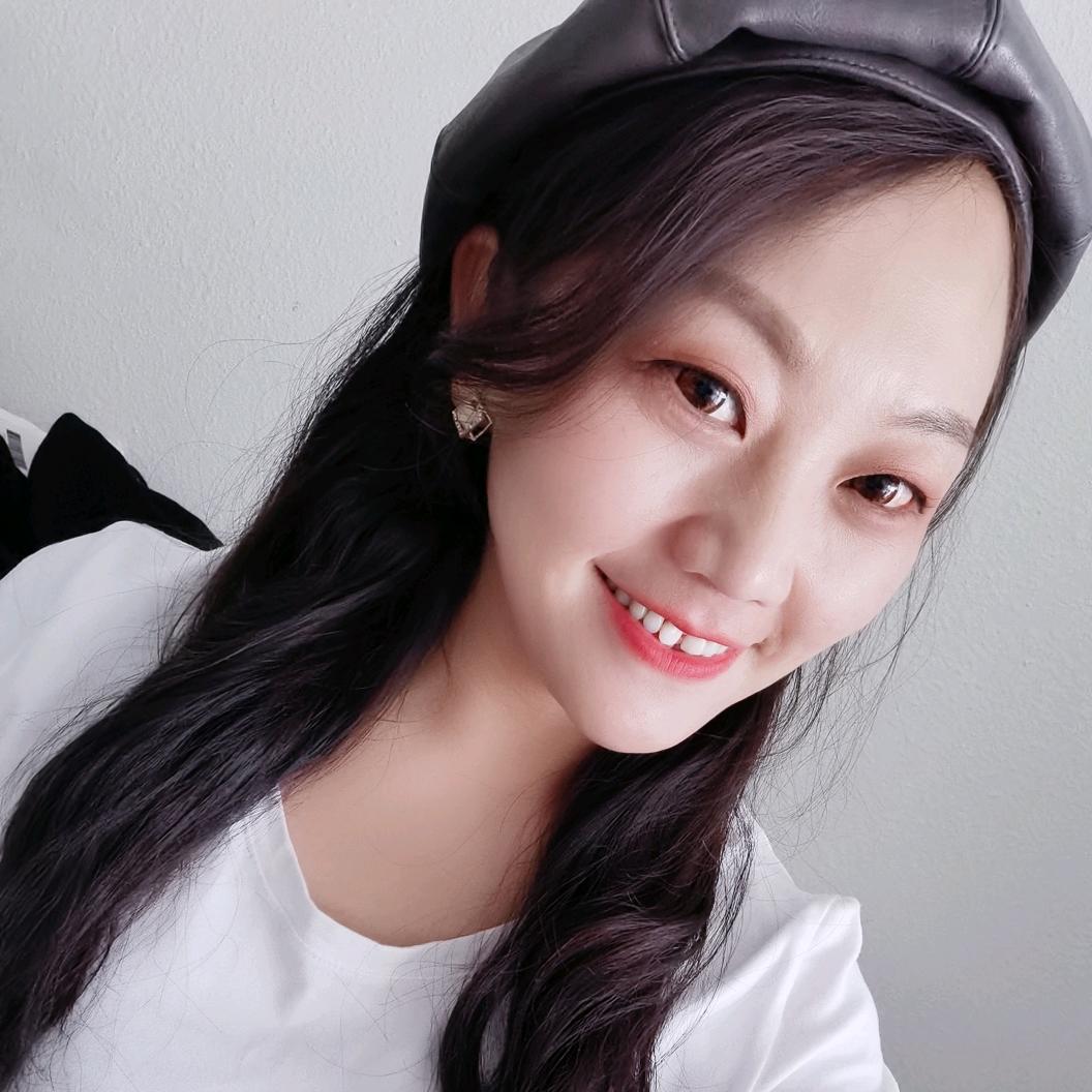 万微简格美容工作室平泉店