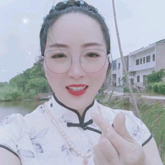 一叶一菩提(˵¯͒〰¯͒˵)