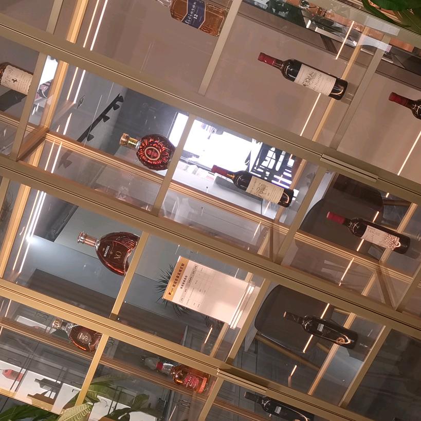 专业香烟店装修