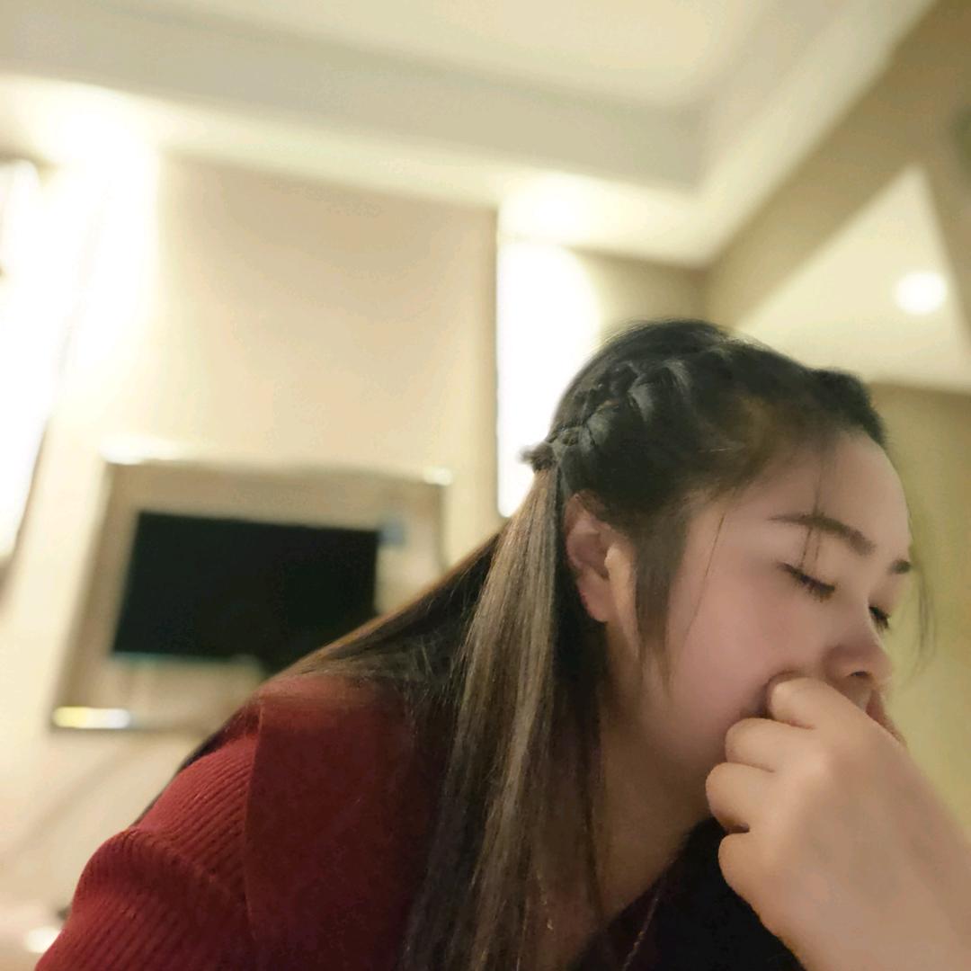 带刺的玫瑰🌹