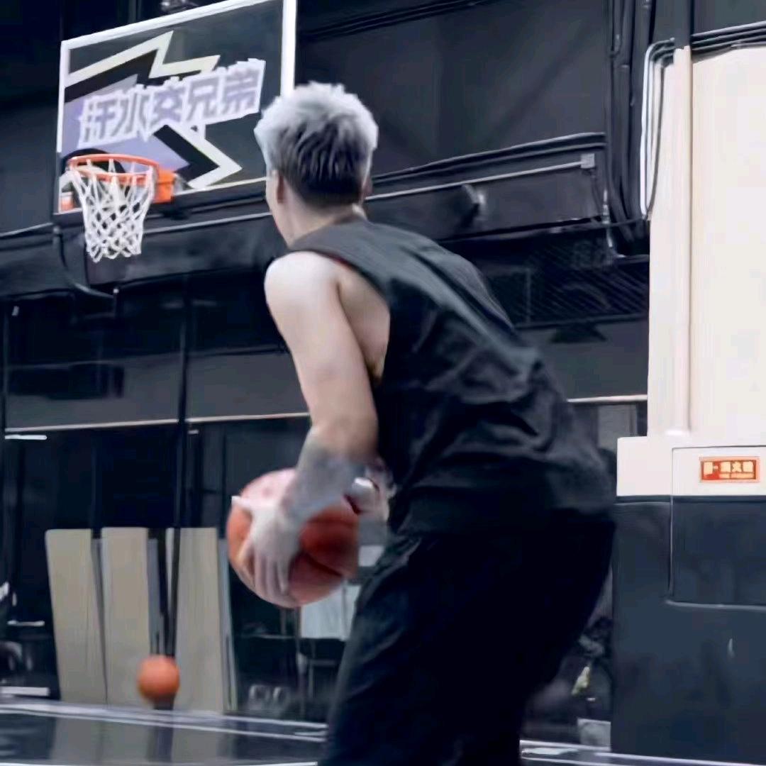 篮球🏀(🔟号睿哥)