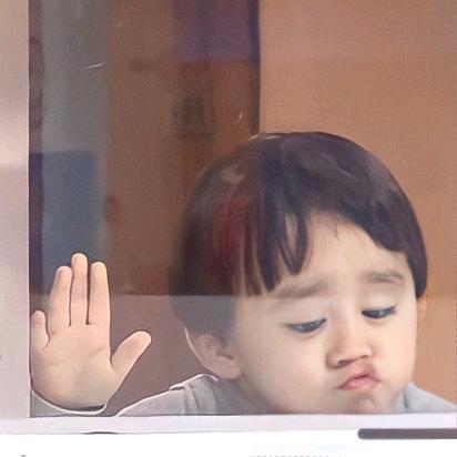 草莓苏打养乐多