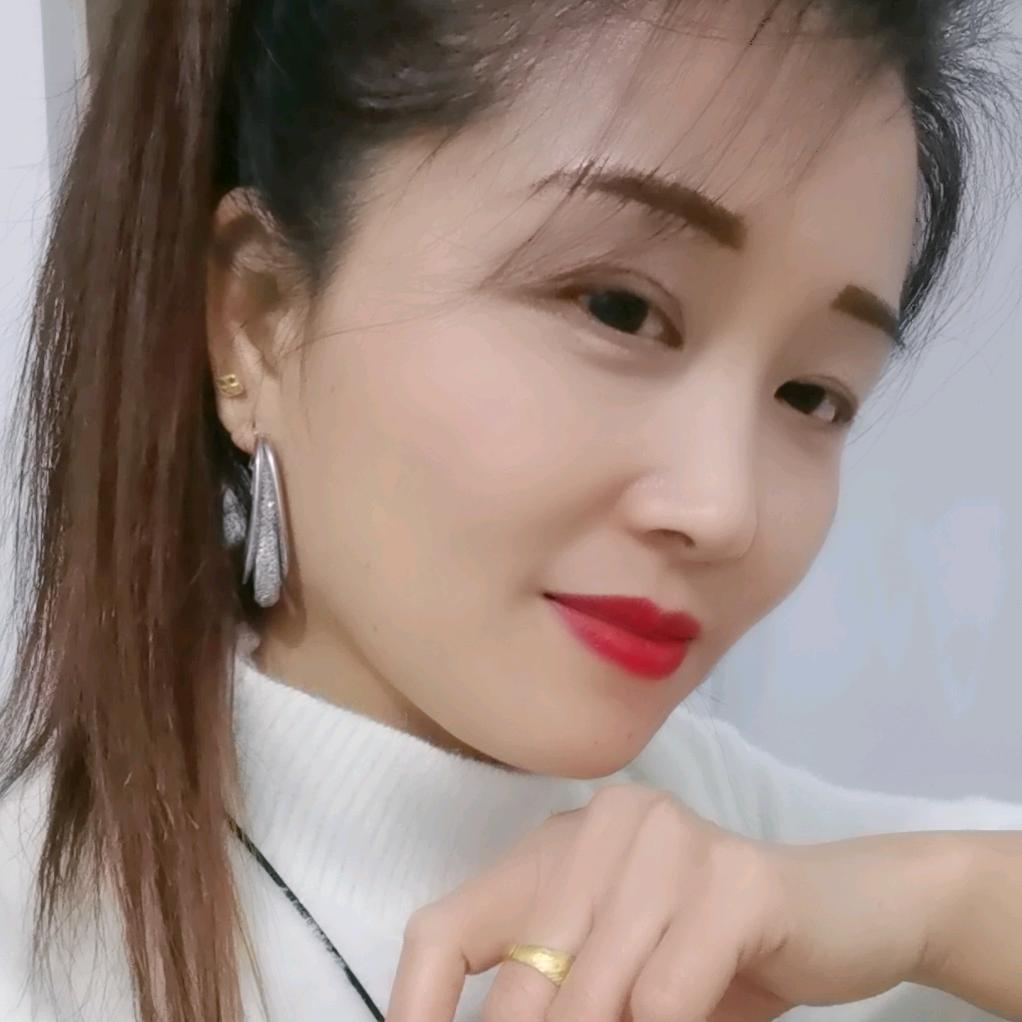 啊贺女装