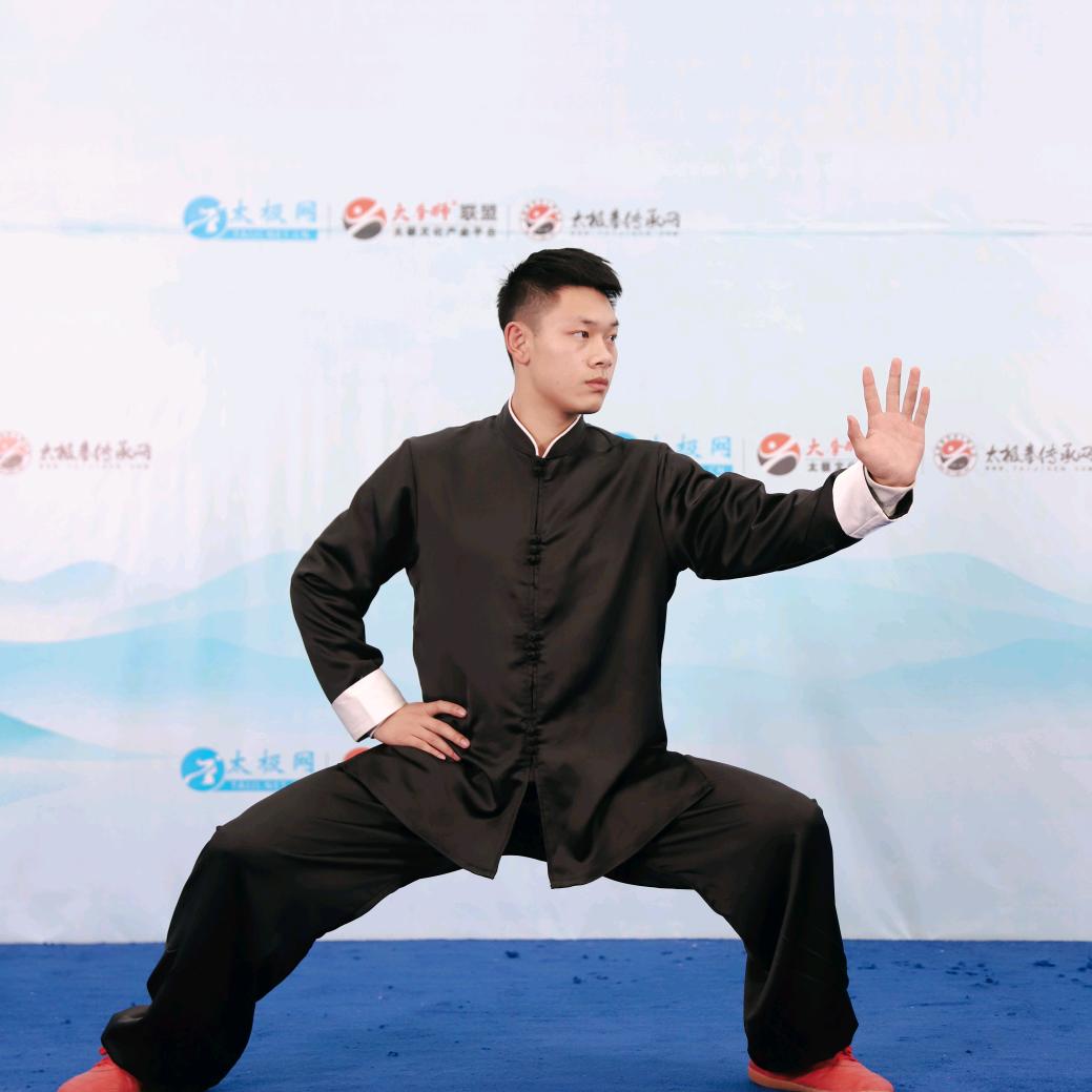 太极小牛