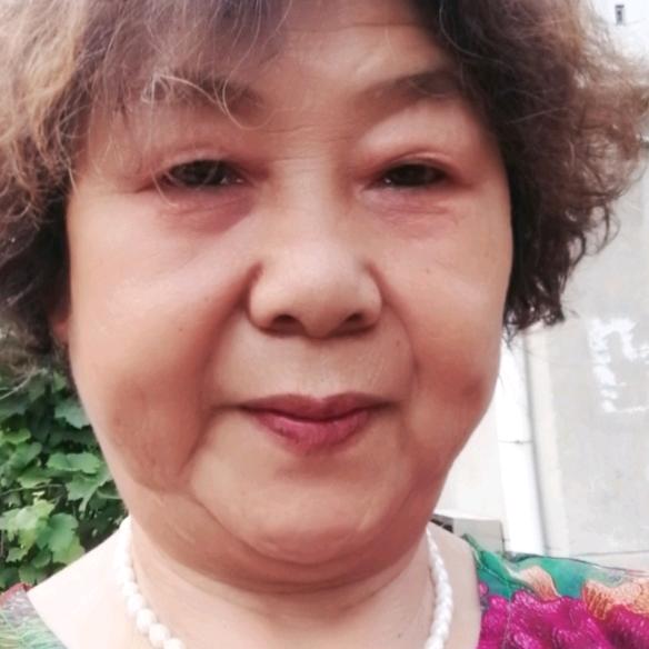 落叶知秋一叶天