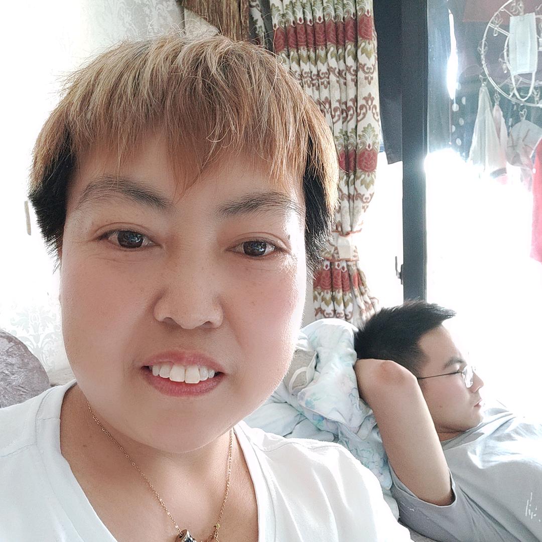 重庆的辣妹子皮皮姐