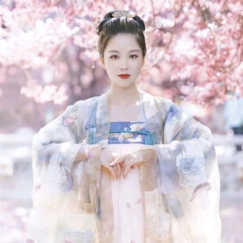 艳丽
