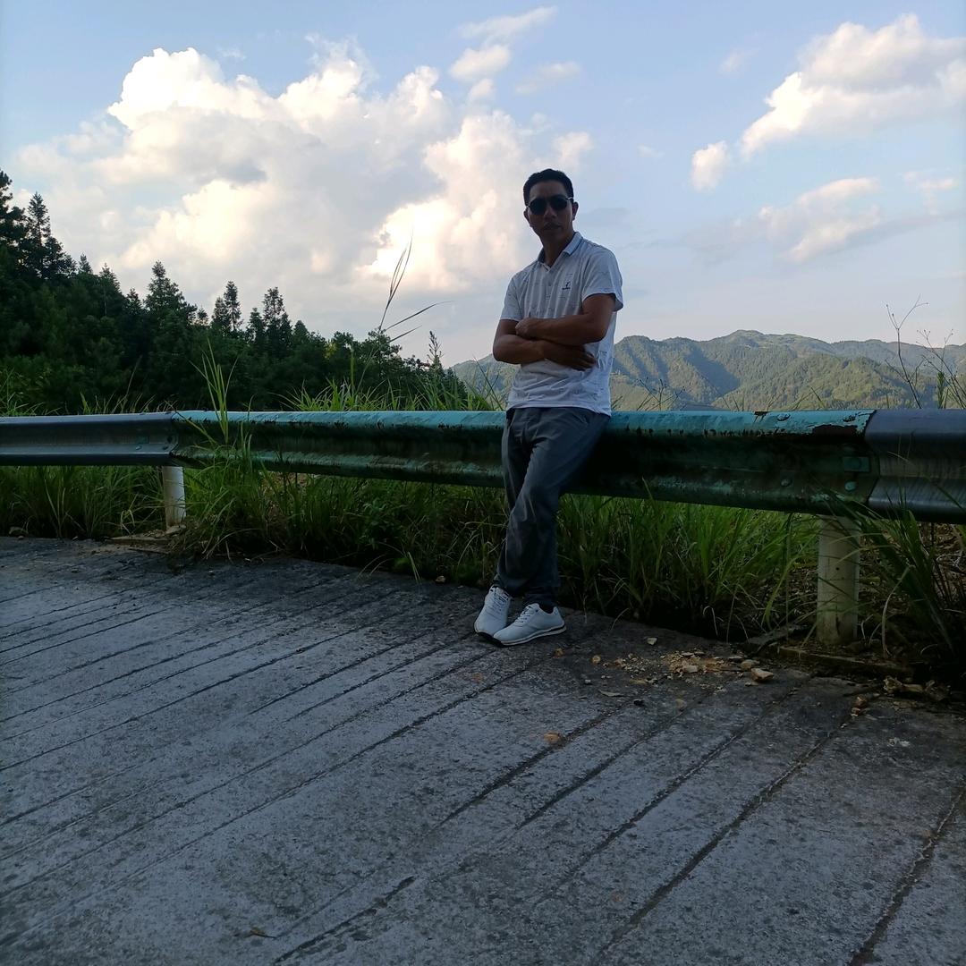寂寞男孩