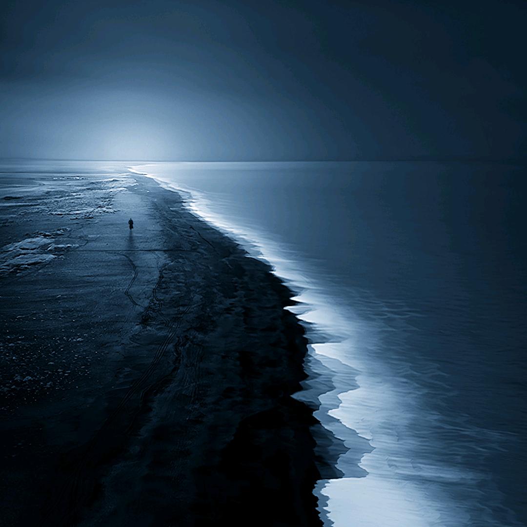 青 水