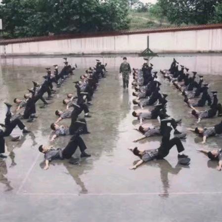 鱼掌柜.不忘初心.牢记使命