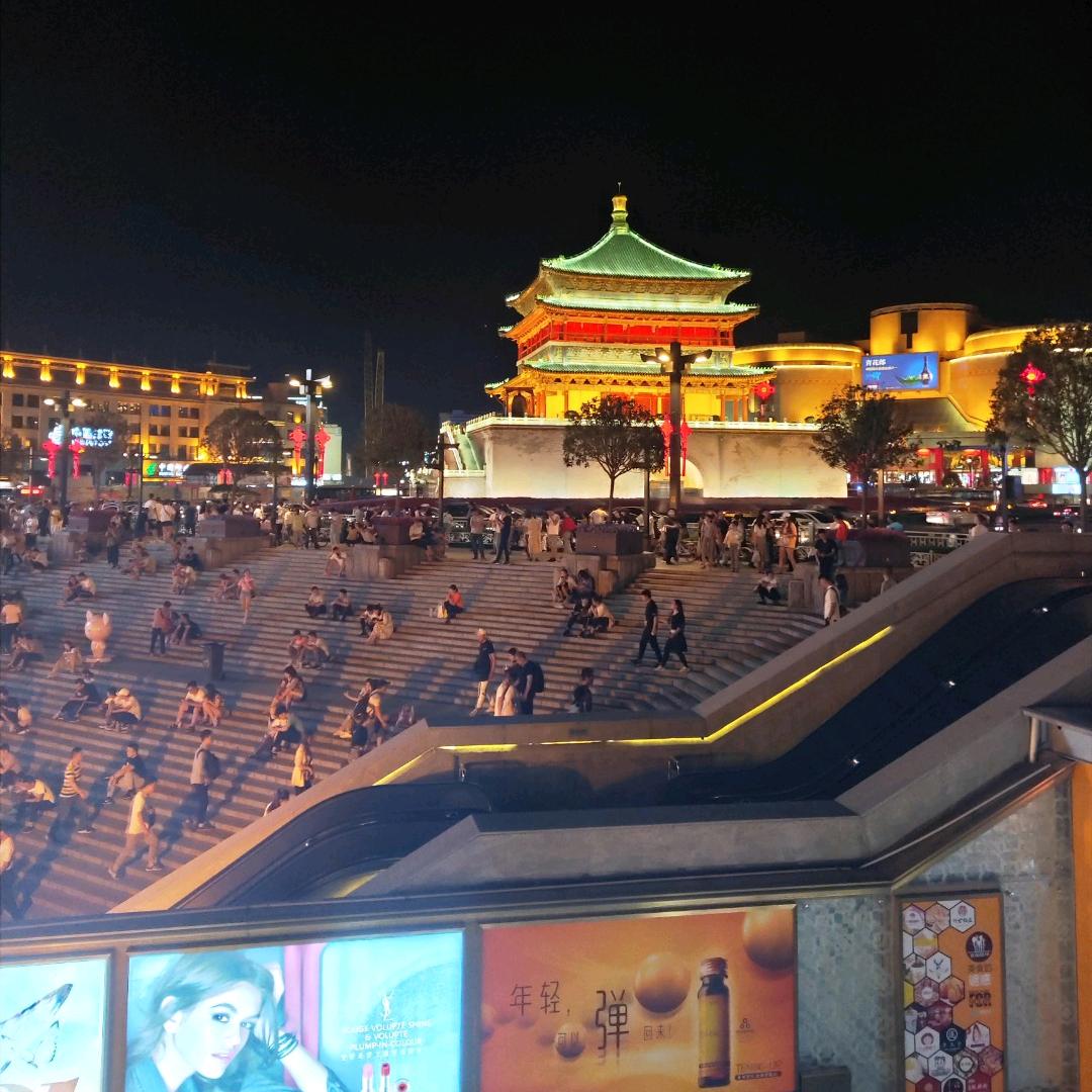 ぃ明月头像