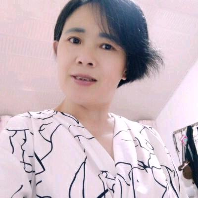 周周，手势舞，晚上8点直播教学