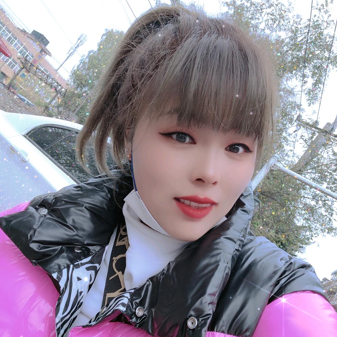 马  小  姐