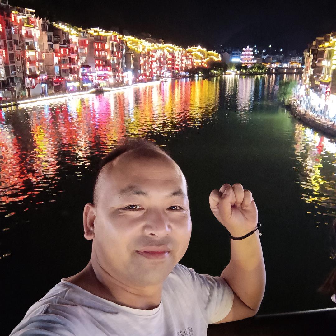 🏋🏻卡车哥啊福⚜'