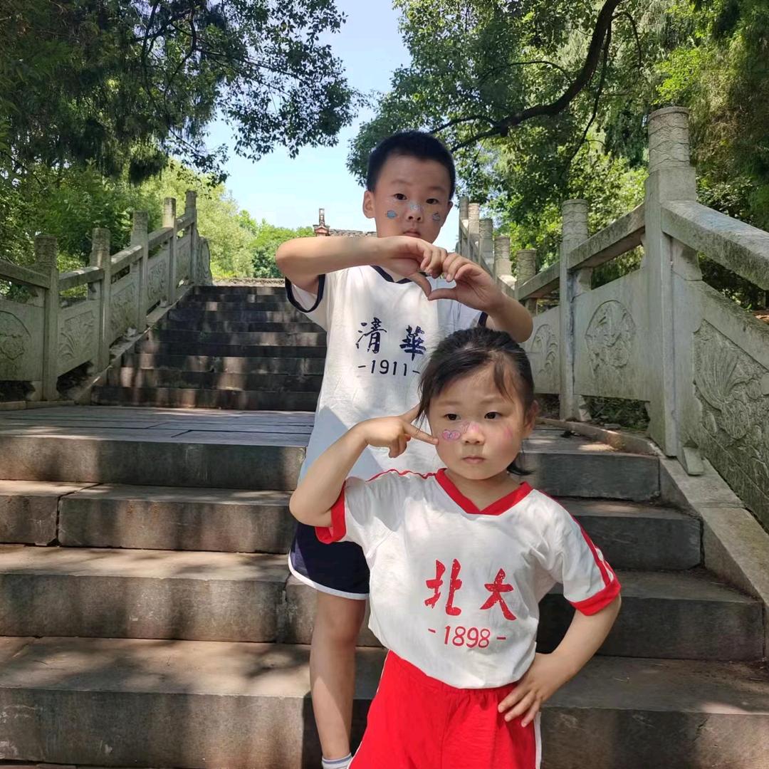 我爱古诗词～张艺阳