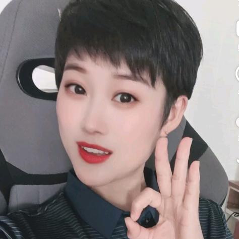 俊者男装轻奢风