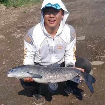 通化钓鱼小青年