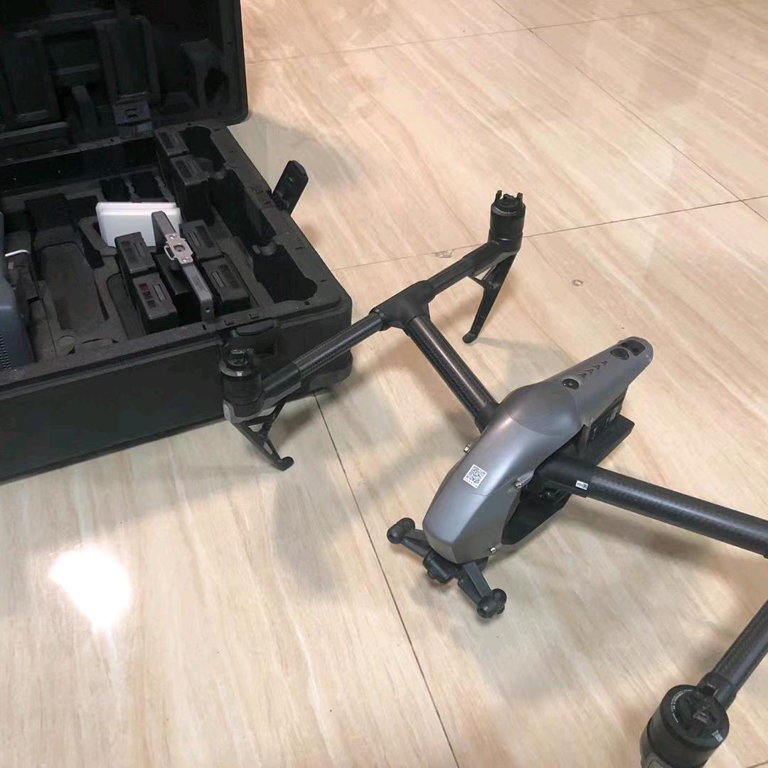 版纳目光拍摄团队