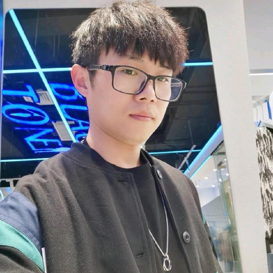 葛晨🍋🍋（勿连赞）