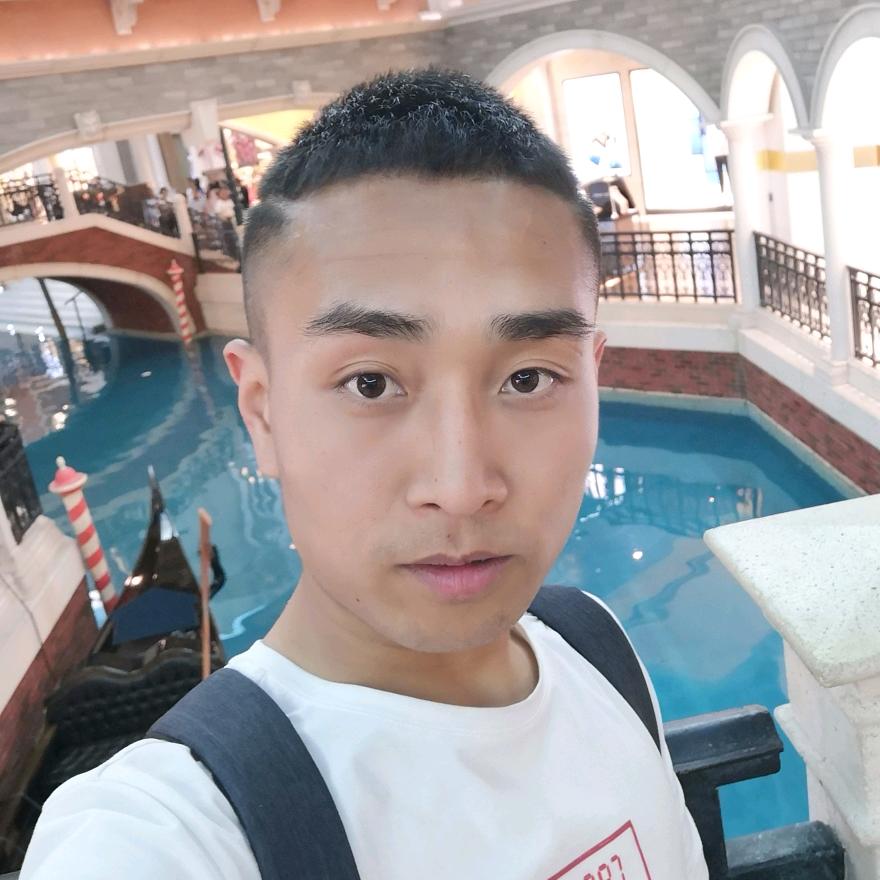 托尼戴水