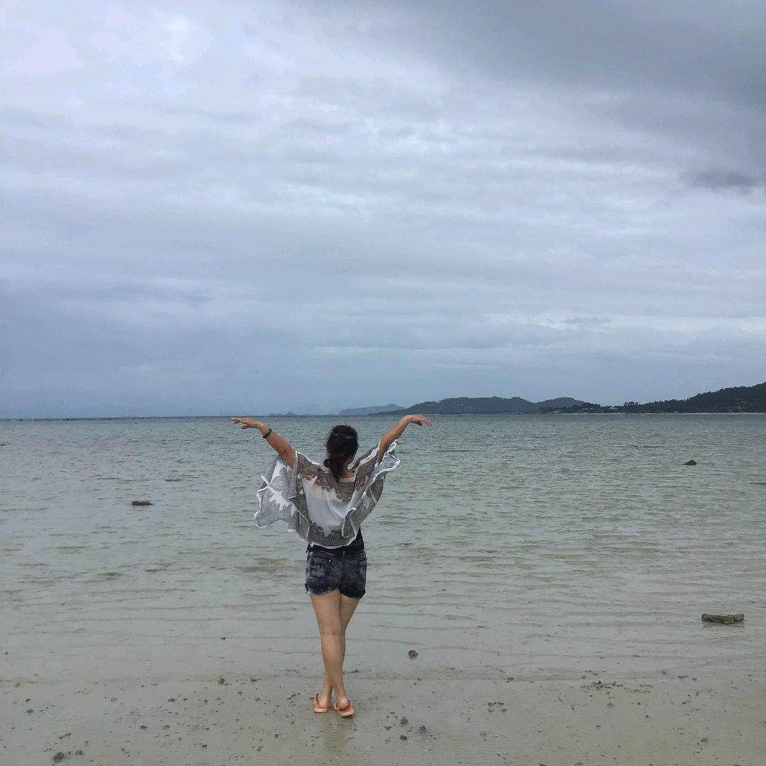 三三