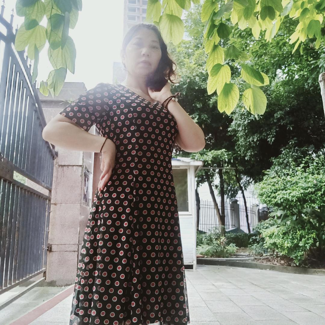 淡若秋荷