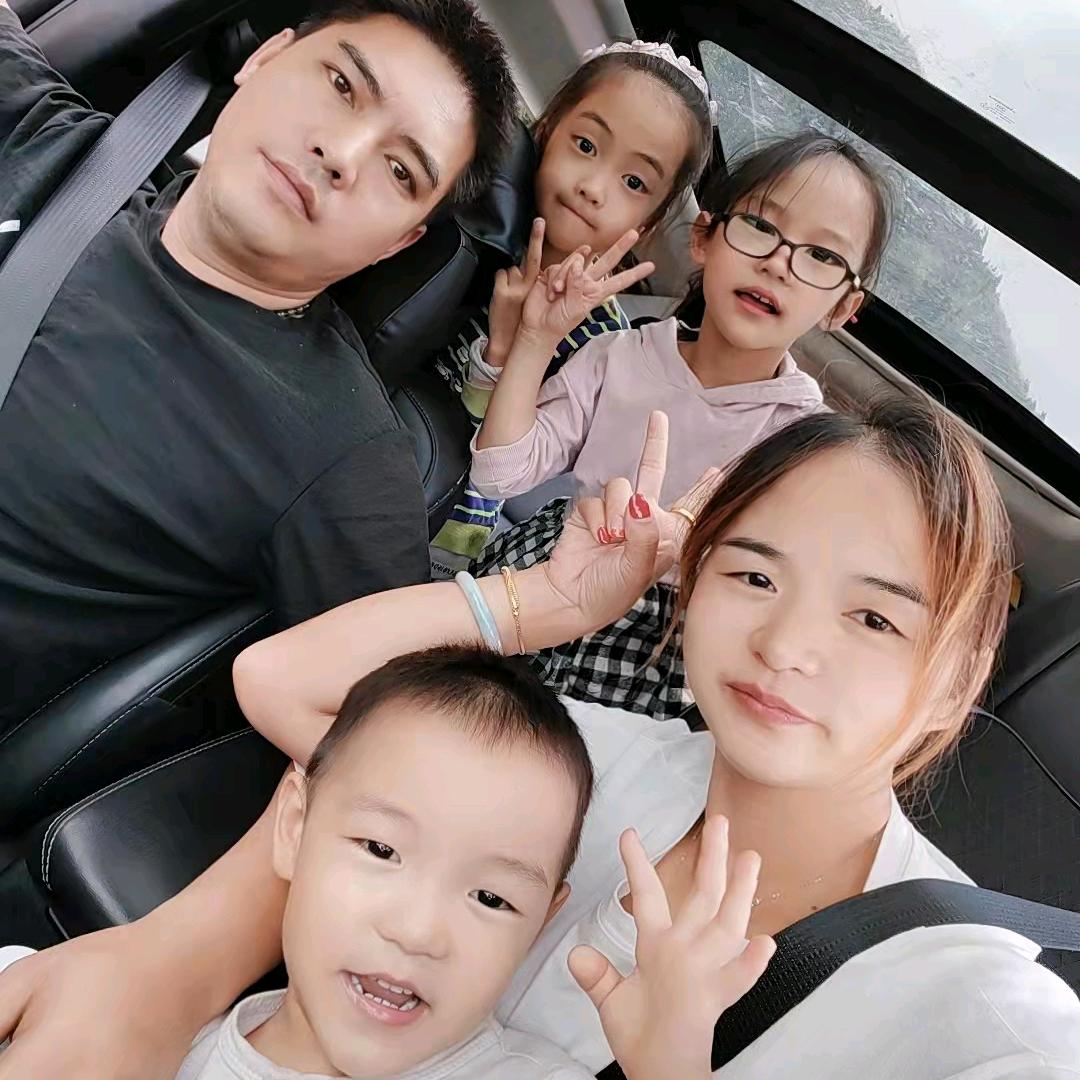 龙的传人（专业无人机吊运植保）