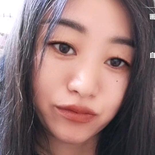 义乌商贸城自由鱼高定女装