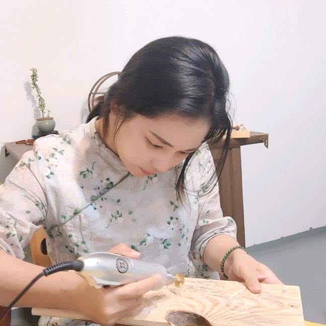 方小九的临江小院