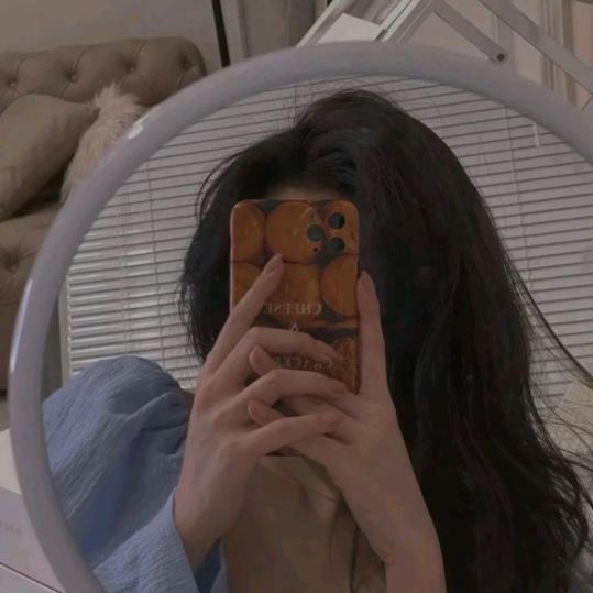 🌈✨小怪很乖☄