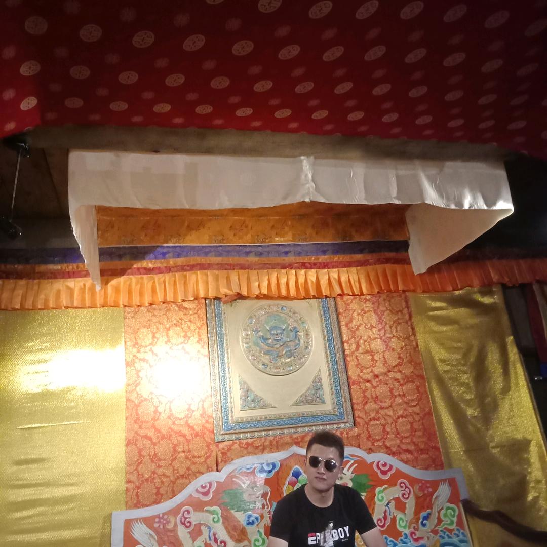 超娃儿钓场--覃安勇