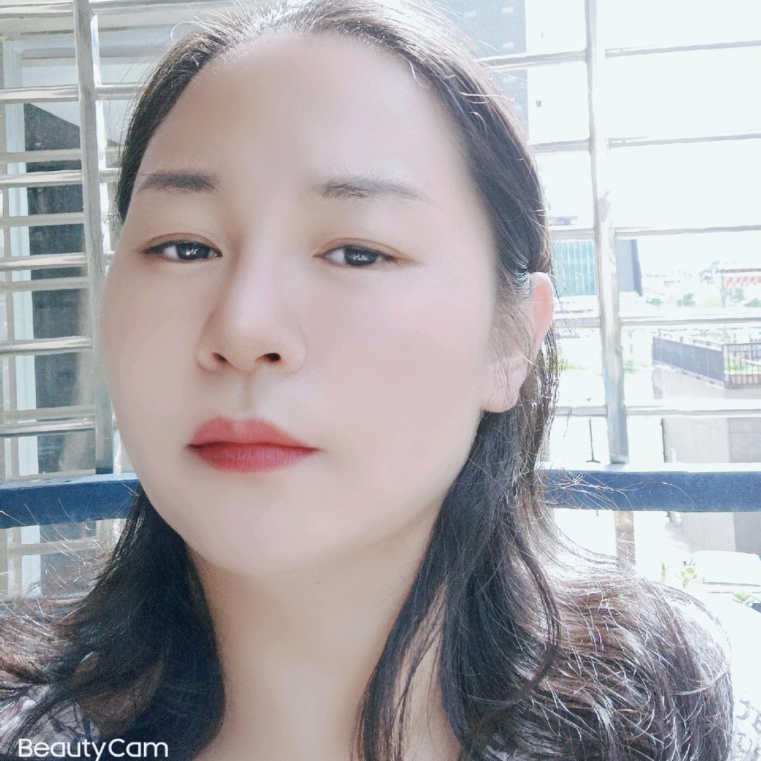佳佳👑