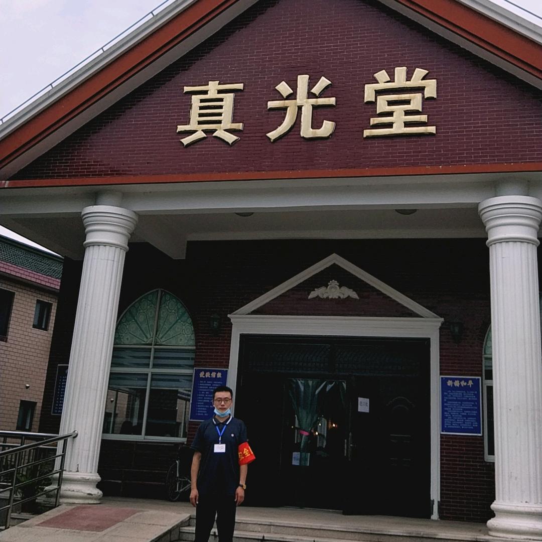 伊甸敬老院院长弟兄
