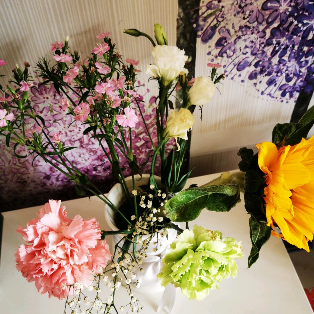 🌈痛而不言，笑而不语