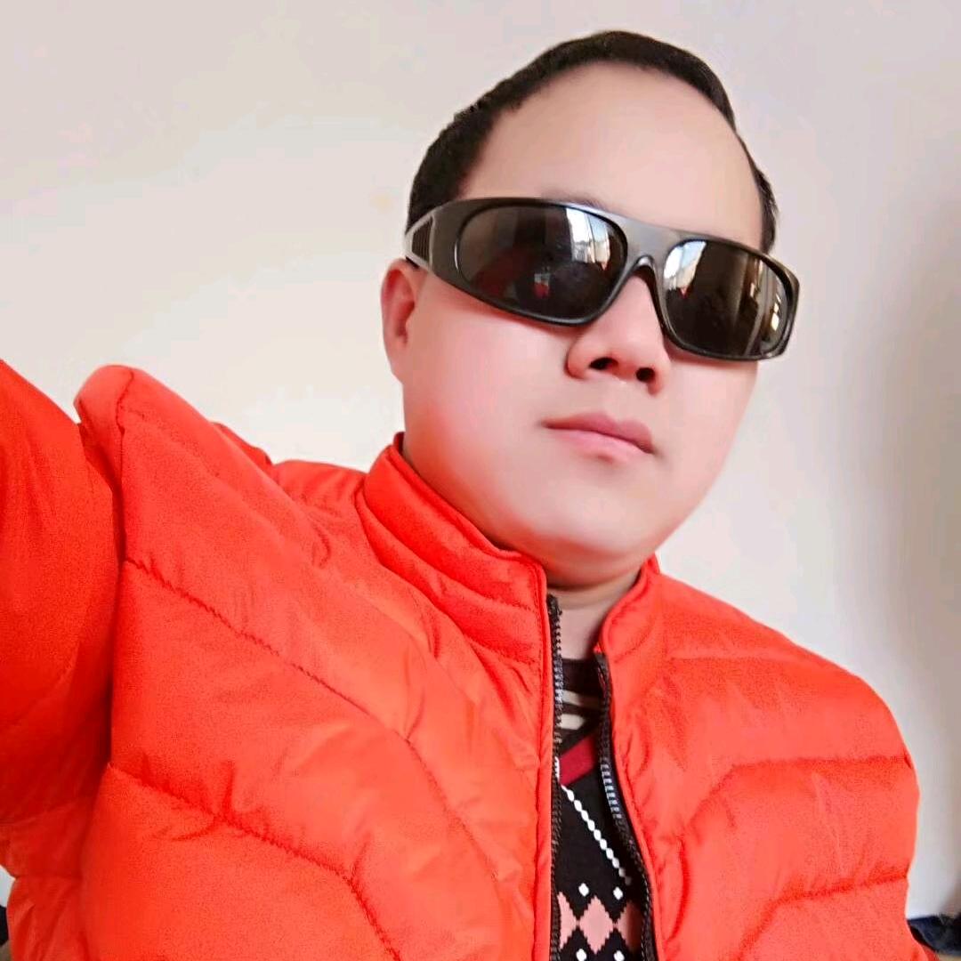 往事随风飘扬