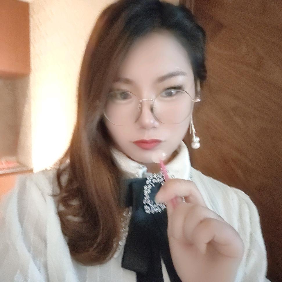 美儿贝比