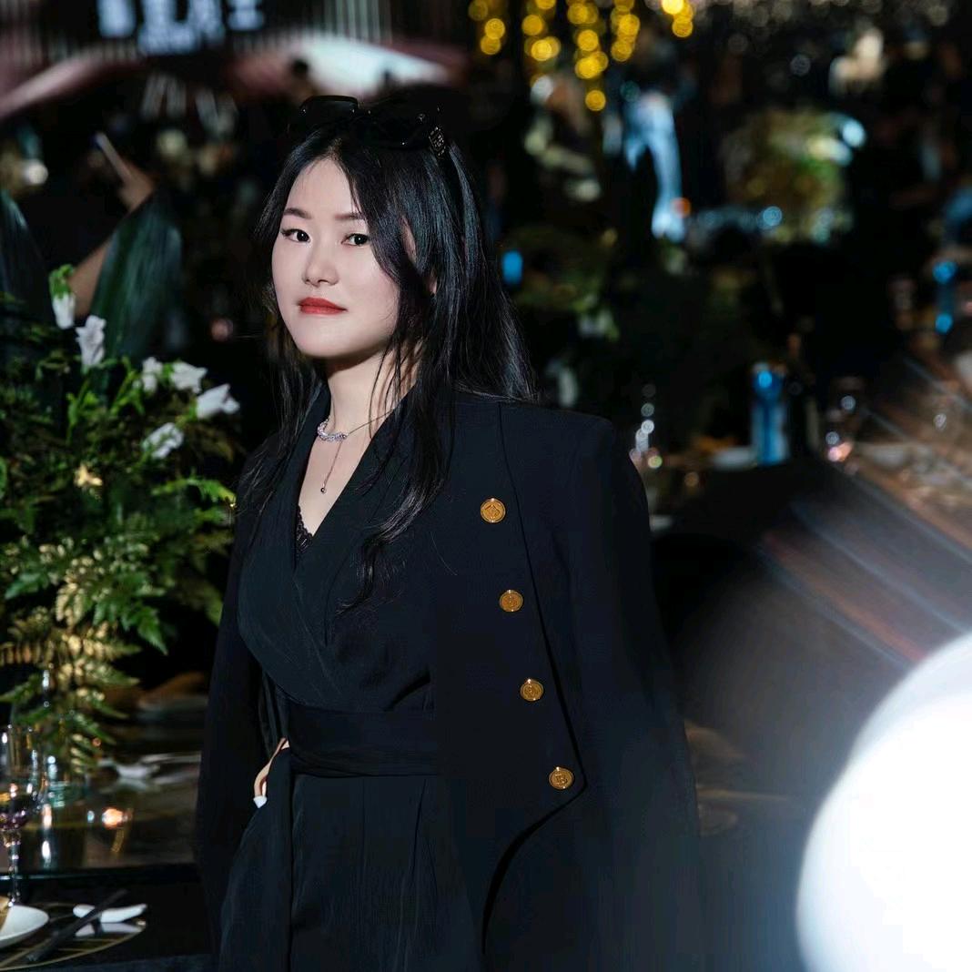 铅山县湖坊镇男孩女孩服装店