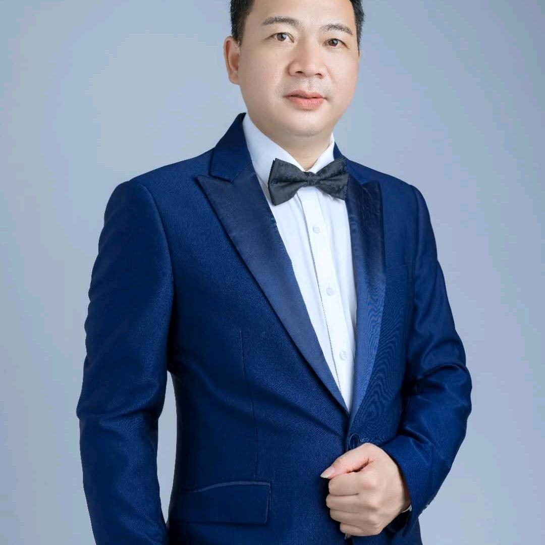 南华村书记