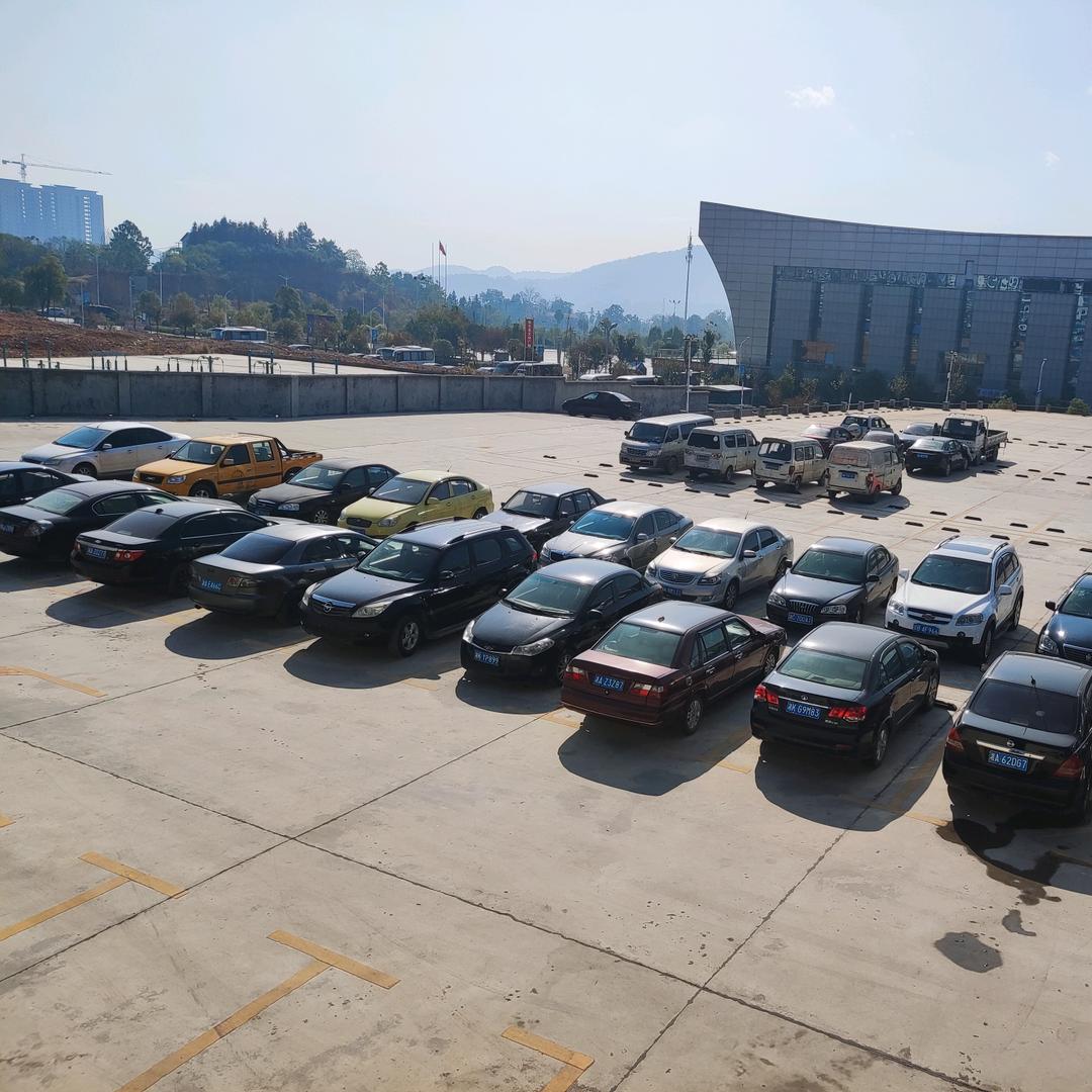 新化老罗二手车