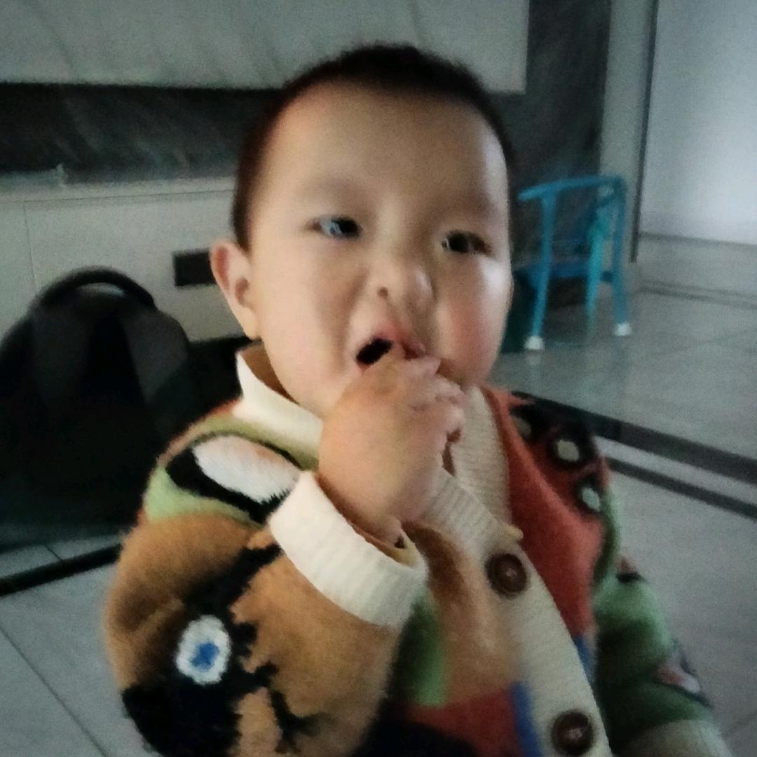 刘玲